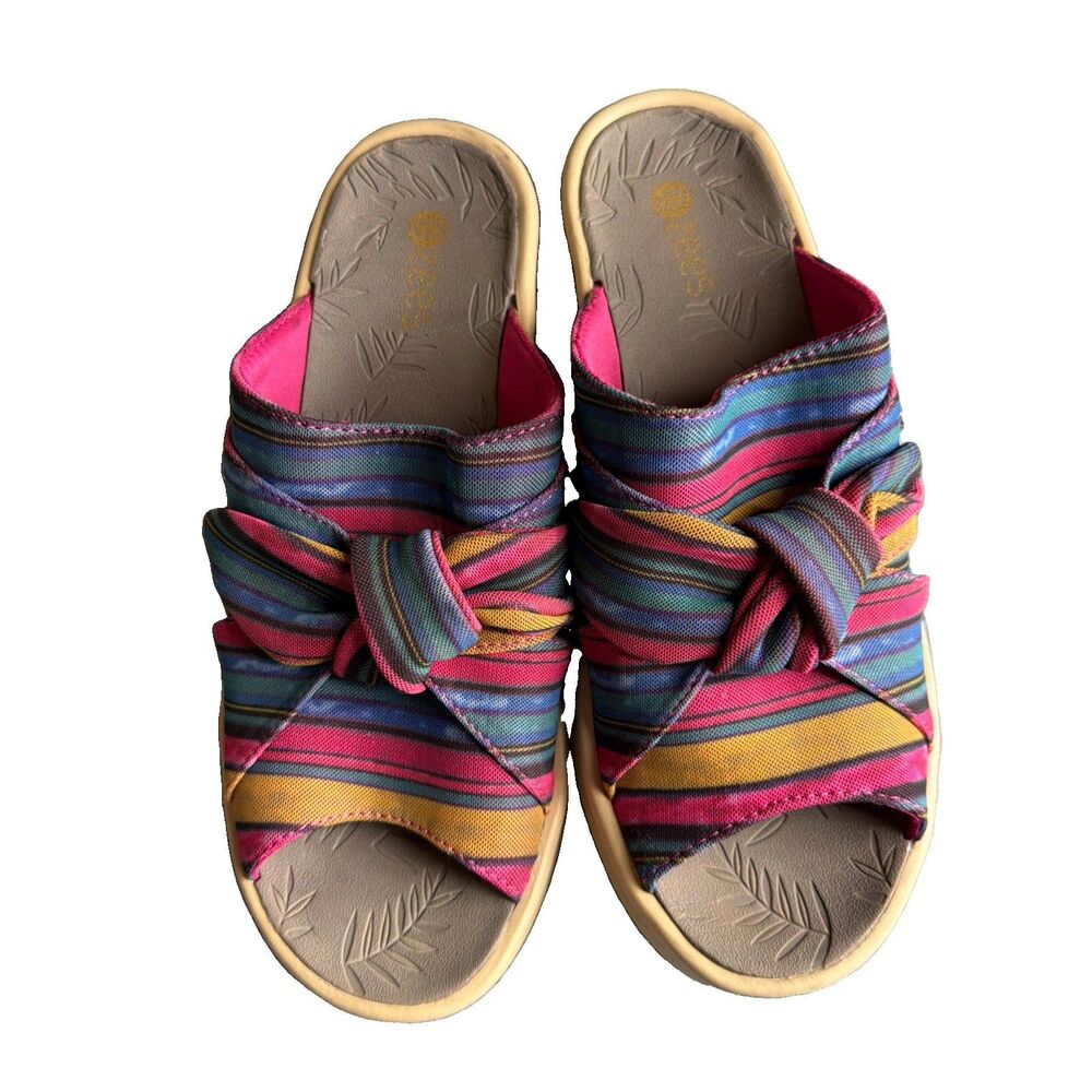 Bzees Raspberry Stripe SMILE Wedge Sandal sz 8 US /38 EUR Summer Tie